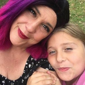 Meet your Posher, Carla